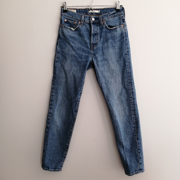 Levi's Premium Wedgie Jeans in These Dreams Medium Wash High Waist Ankle 26 - Picture 3 of 16
